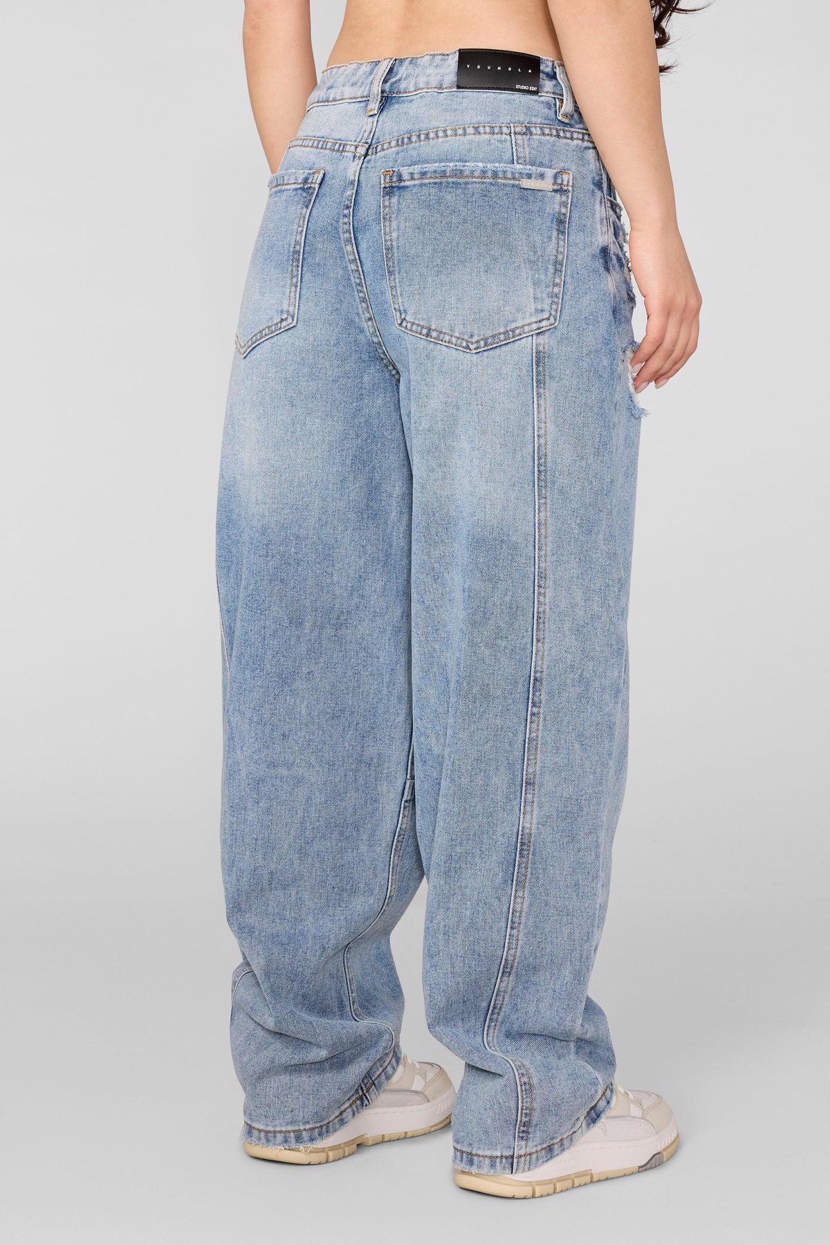 W2182 - Studio Edit Barrel Jeans