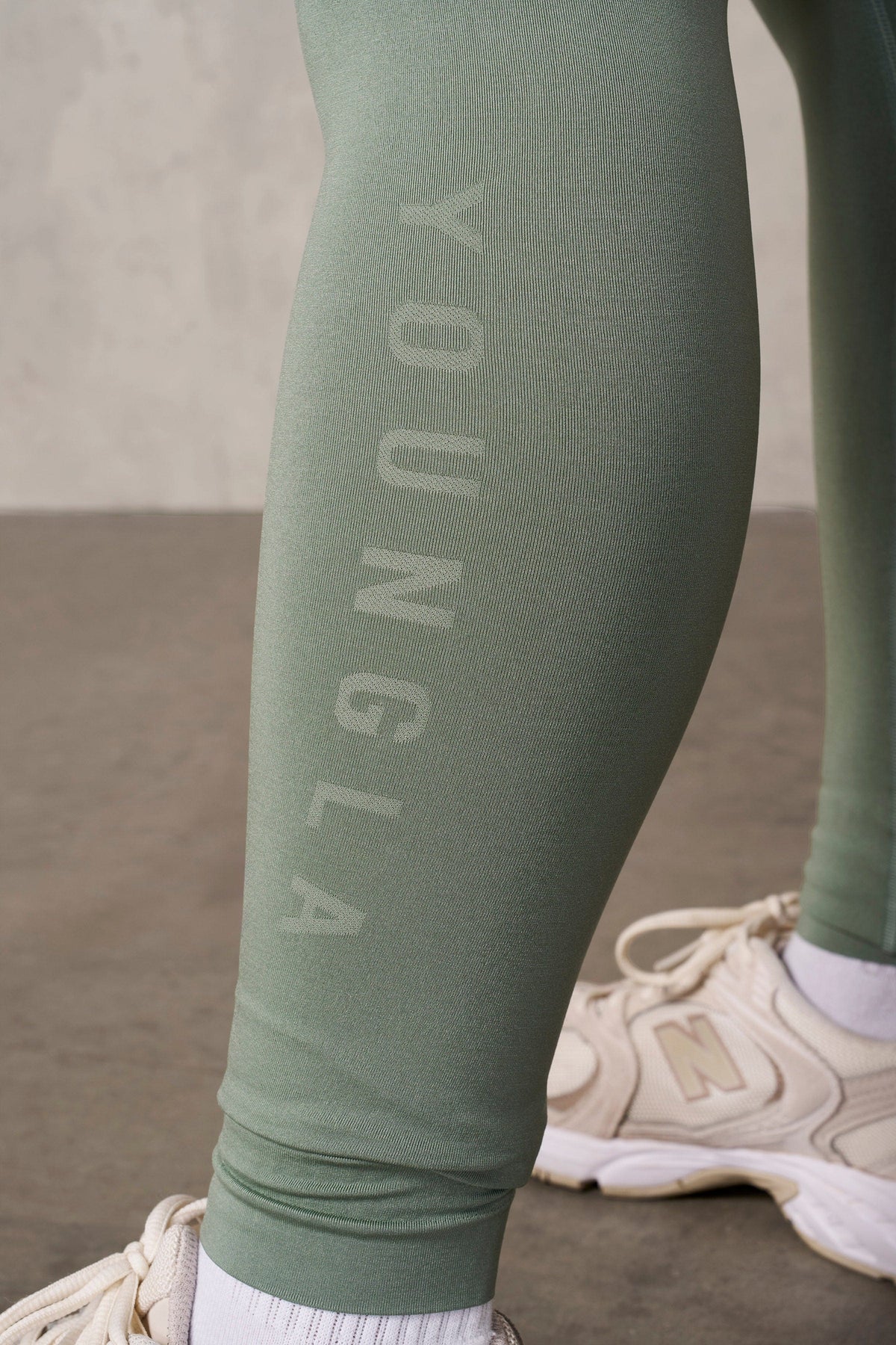 W220 - Core Seamless Leggings