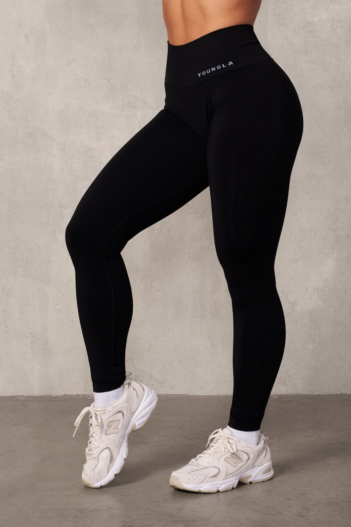 W220 - Core Seamless Leggings