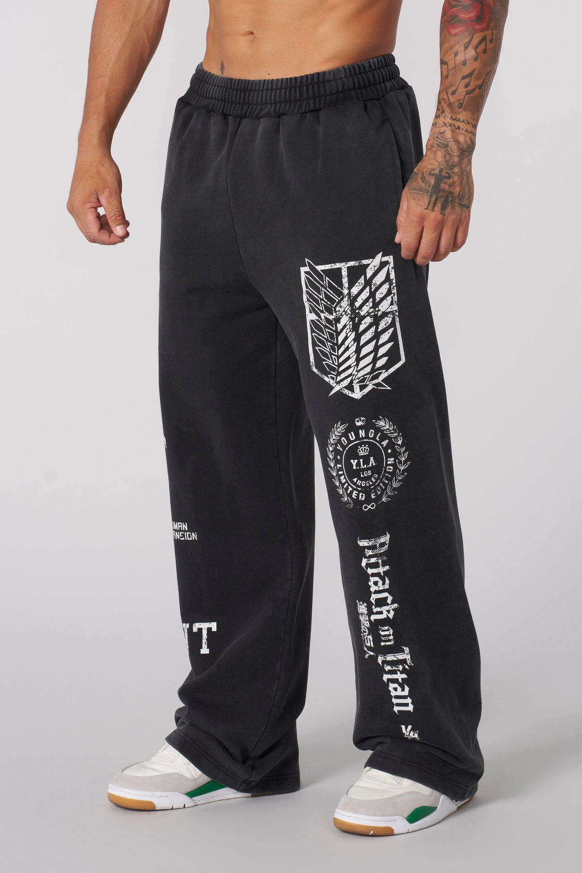 2128 - AOT©  x YLA Baggy Joggers