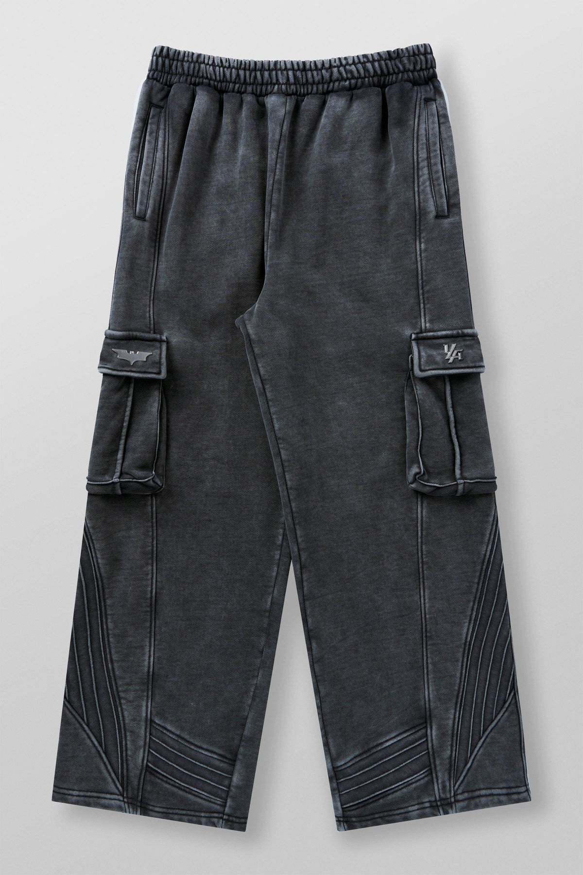 2131 - Batman Armored Sweats