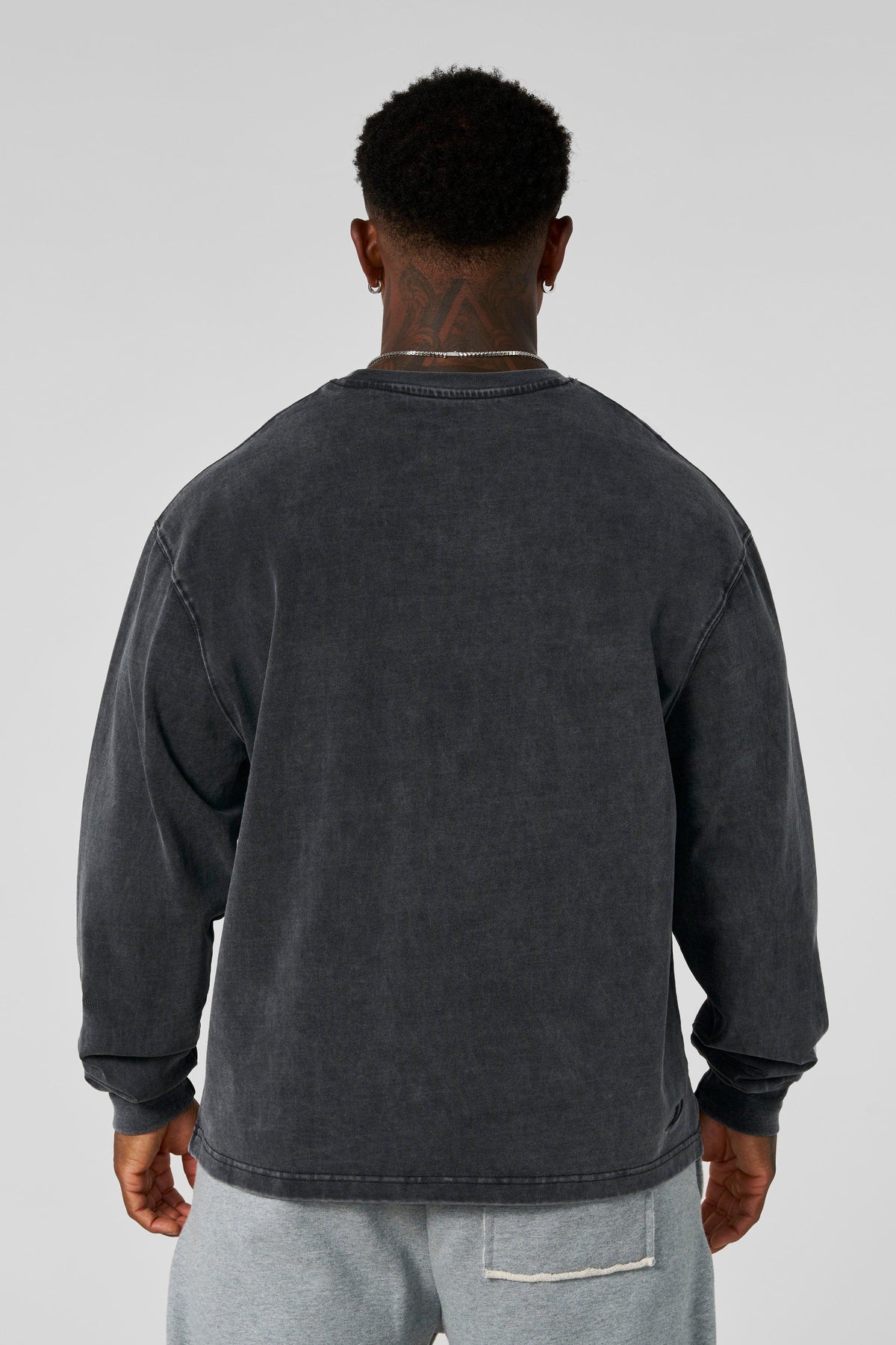 8001 - Elevated Essentials - Longsleeves