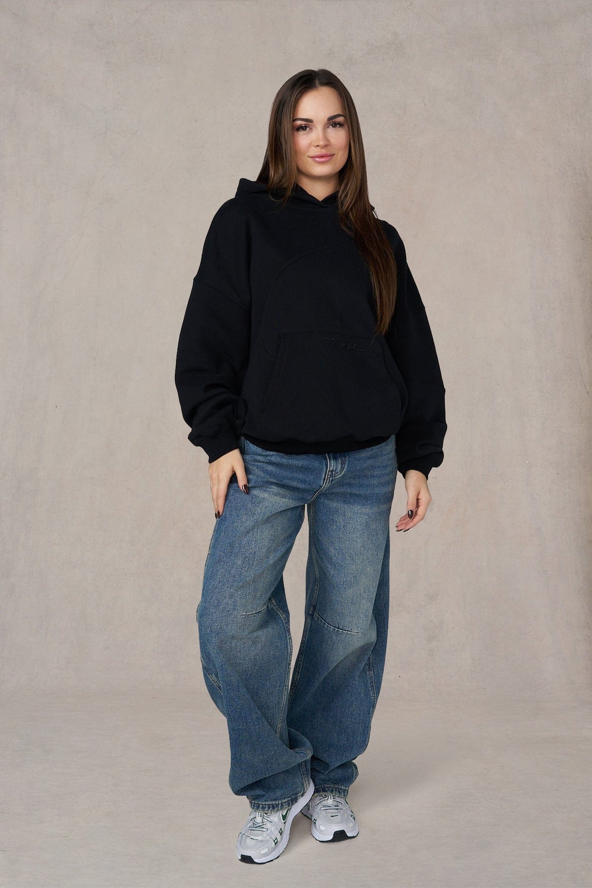 W558 - Wavy Hoodie