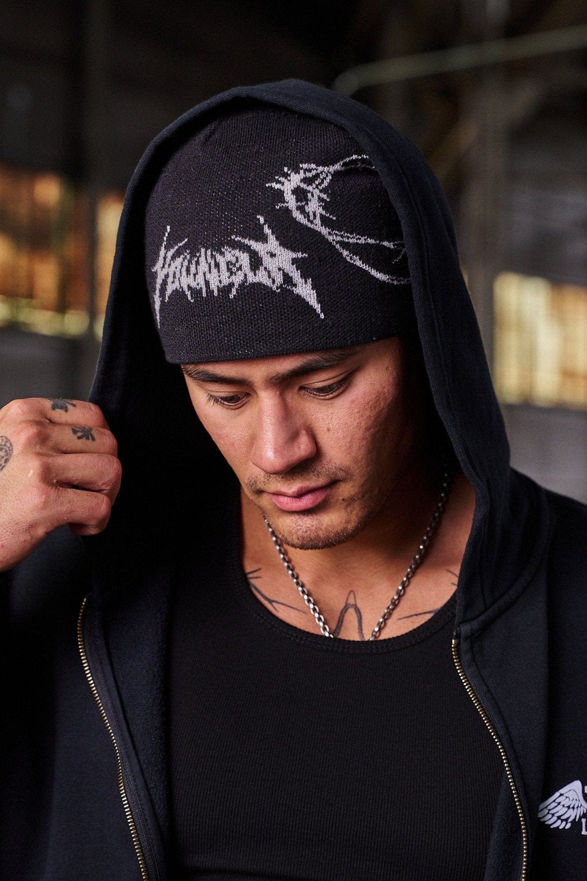 9025 - Barbed Beanies