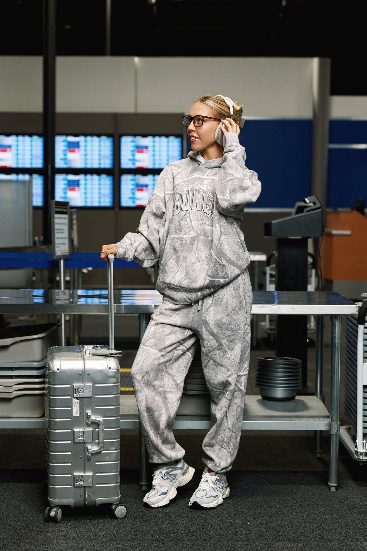 W2226 - Layover Cuff Joggers